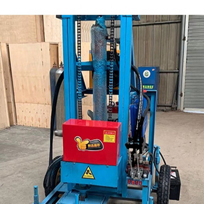 Veelzijdige toepassingen Diesel Hydraulische boorgat waterput boormachine 180m Lift hoogte