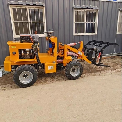 Landbouwmachine met een dumper met een emmercapaciteit van 0,5 m3