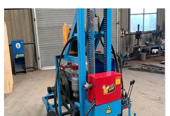 Veelzijdige toepassingen Diesel Hydraulische boorgat waterput boormachine 180m Lift hoogte