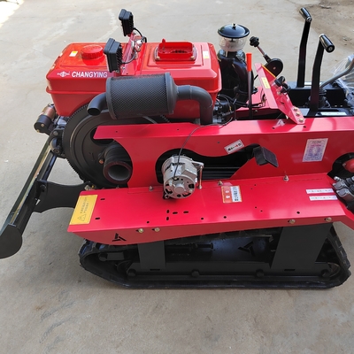 Landbouwrotator voor boomgaarden met rubbercrawler