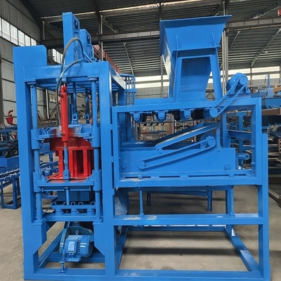 Handmatig vergrendelende bakstenenmachine met afmetingen van 2830*1400*2250 mm