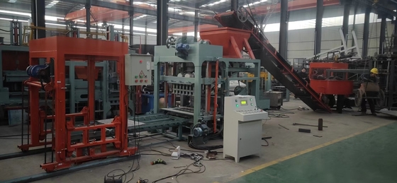 Tweedehands stenenmakers met een productiecapaciteit van 5760 stuks/8 uur