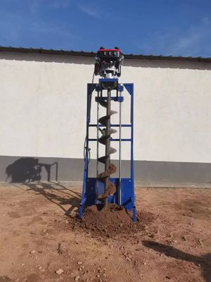Aardboormachine voor het graven van gaten en het planten van bomen