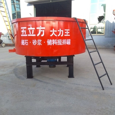 Bouwwerkzaamheden 10m3 Hydraulische betonmengtank met een rotatiesnelheid van 8 r/min