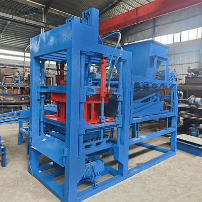 Vergrendelingsmachine voor het vormen van pavingblokken voor betonnen bakstenen met een gemakkelijke bediening