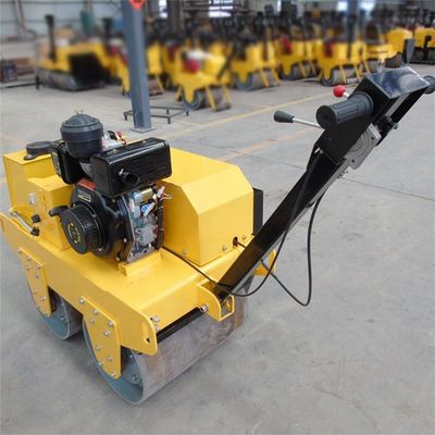 Doppeltrommelroller Okr-700 600 kg Hydraulische asfaltroller voor de bouw van kleine wegen