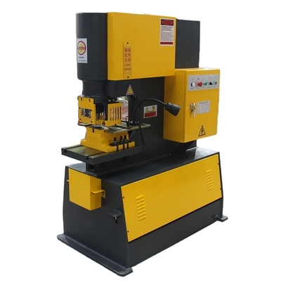 CNC-hydraulische ijzerwerkhoek metalen snij- en ponsmachine Q35y-25 serie