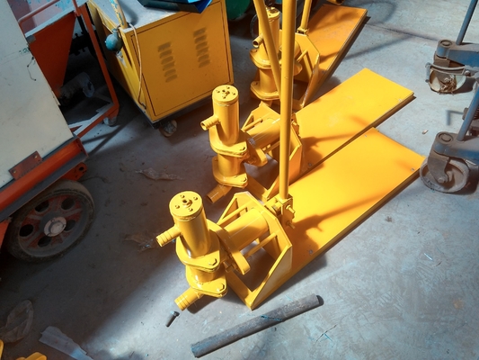 Met de hand bediende cementgroutpompmachine met snelle en gemakkelijke werking 1.1*0.3*0.55m