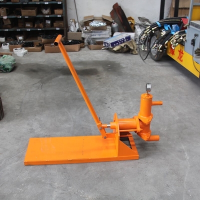 1.1*0.3*0.55m Grootte Cementen mortel Hand Beton injectie gietpomp met 12 maanden