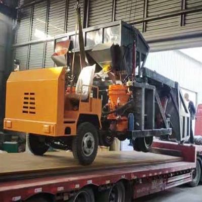 Vrachtwagen gemonteerde betonspuitmachine voor hellingstunnel 380v Spanning 6900x2900x2750mm