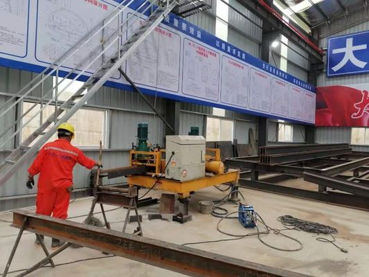 1800 kg buisbuigmachine voor H-vormige stalen topbuiging en 14-25 I-balkprofiel