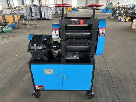 6-20 mm staalbalk recycling straightening machine voor het verwerken Diameter 4-25 mm