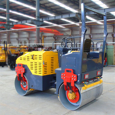 800 mm trommeldiameter Hydraulische aandrijving Eenheid Mini Road Roller Compactor met verbruik