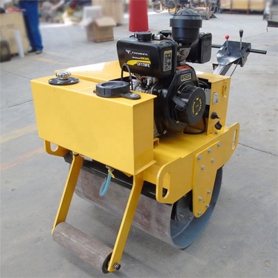 Ontwerp 20KN*2 Exciting Force Hand Road Roller Compactor voor verbeterde wegbouw